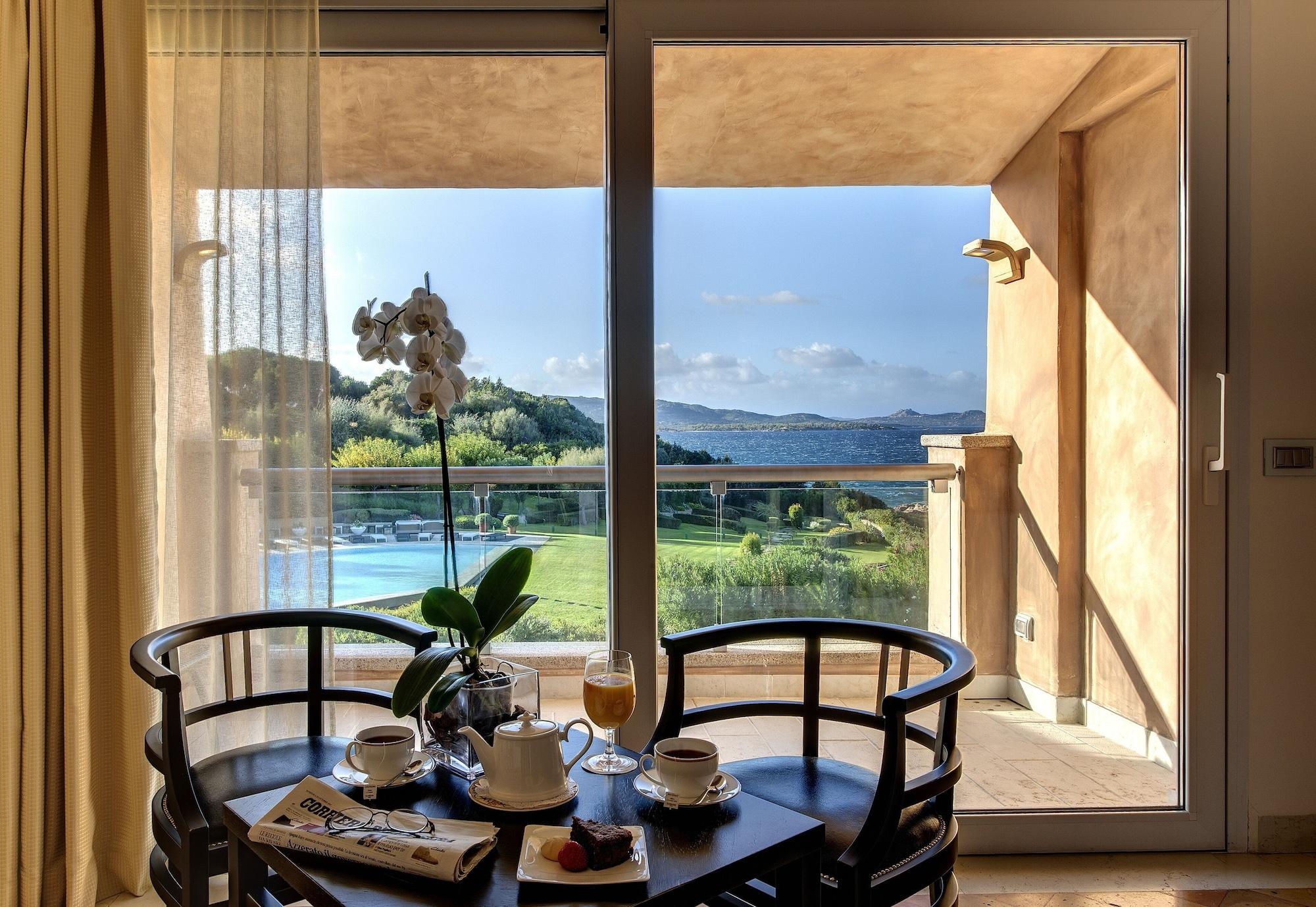 L'Ea Bianca Luxury Resort Baja Sardinia Exterior foto