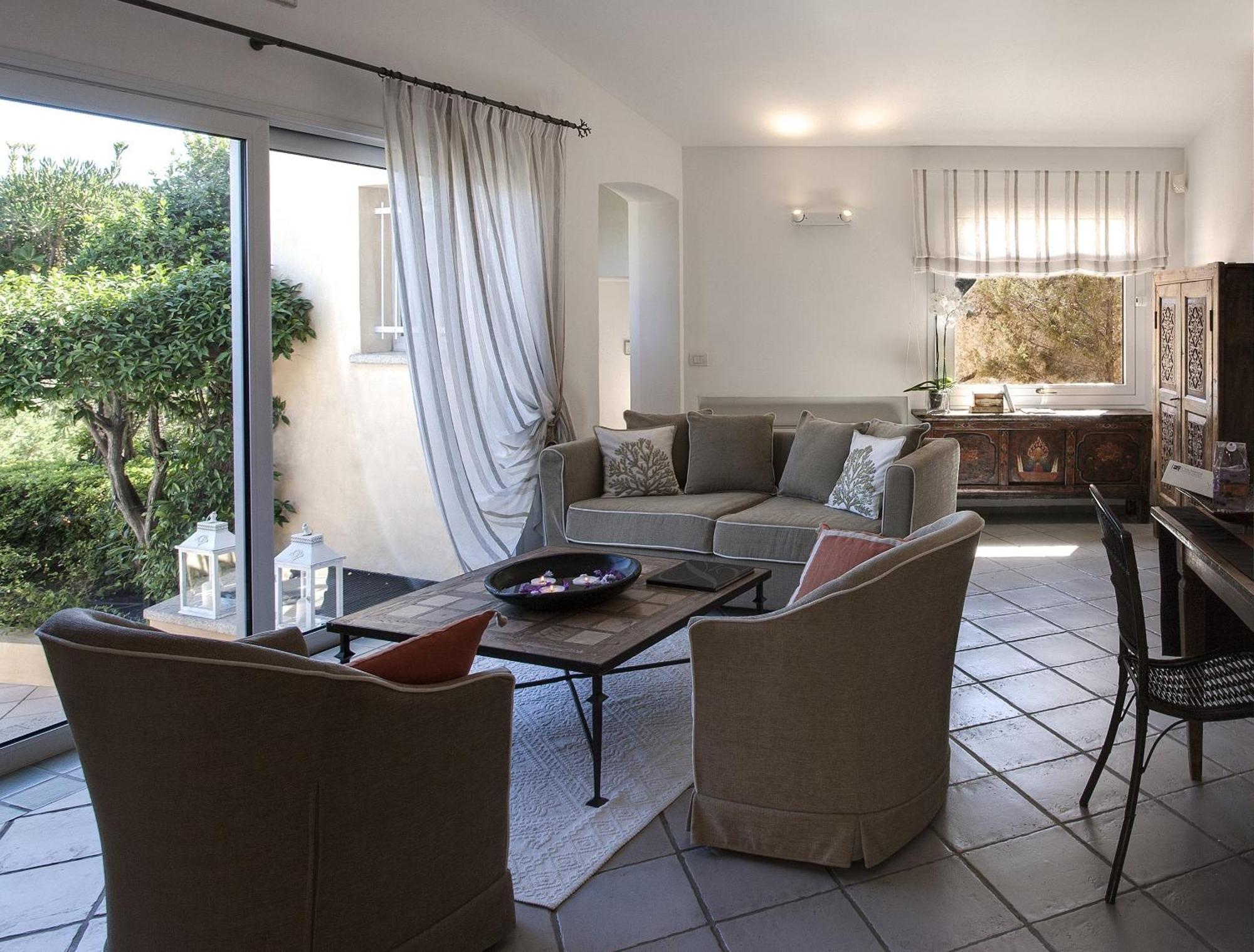L'Ea Bianca Luxury Resort Baja Sardinia Exterior foto